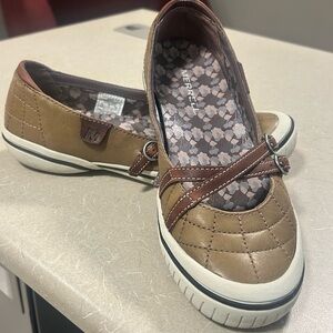 Merrell Brown Mary Jane shows, 7.5